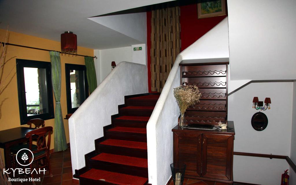 Kyveli Hotell Palaioi Poroi Exteriör bild